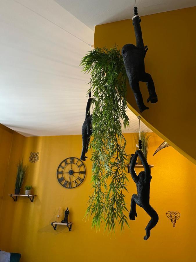 Jungle Room Romans-sur-Isère Exteriör bild